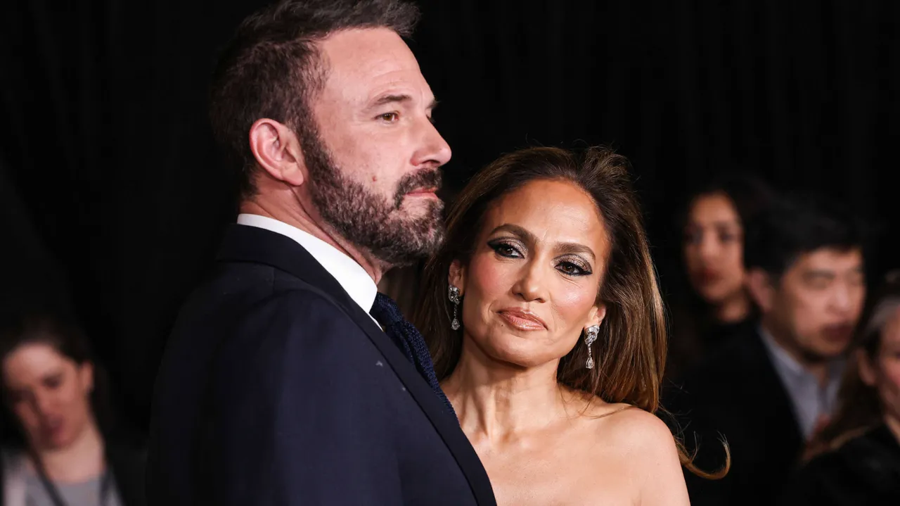 Ben Affleck und Jennifer Lopez Ben Affleck und Jennifer Lopez - Foto: IMAGO/ Avalon.red