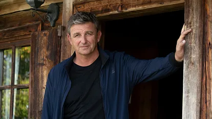 Hans Sigl bleibt in Staffel 16 Bergdoktor