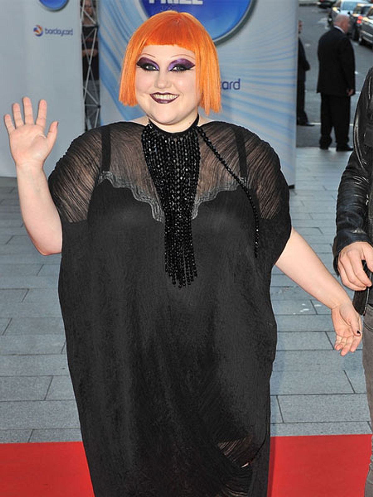 Die mutige Plus-Size-Queen: Beth Dittos ungewöhnlicher Look - Bild 7