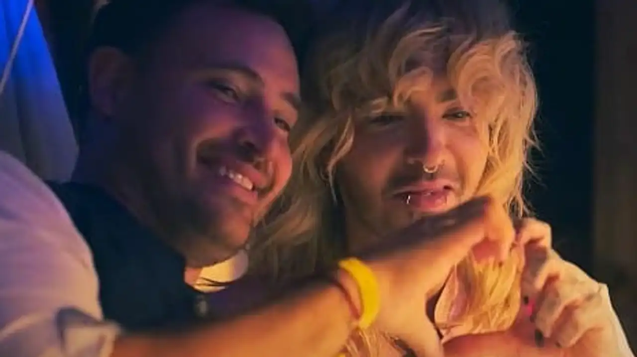 Alles vorbei bei Bill Kaulitz und Marc Eggers? Auf dem Oktoberfest turtelten Marc Eggers (links) und Bill Kaulitz (rechts) noch - Foto: Netflix