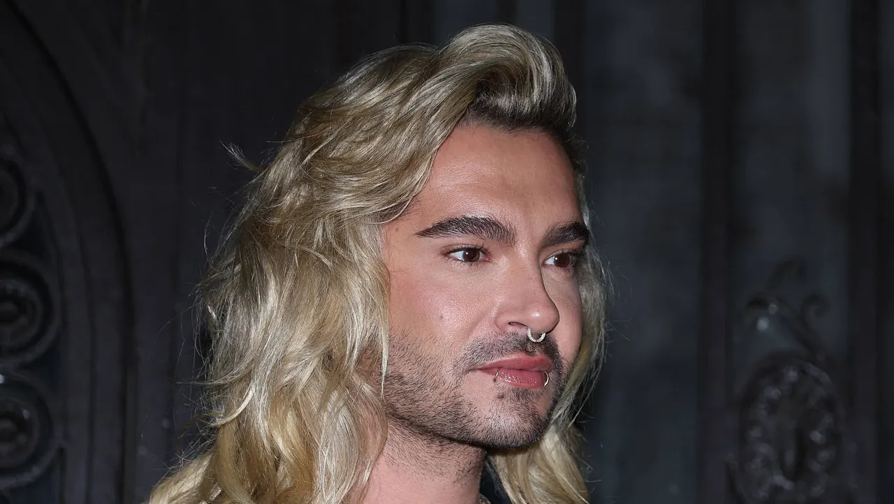 Bill Kaulitz Bill Kaulitz - Foto: IMAGO / Bestimage / Denis Guignebourg