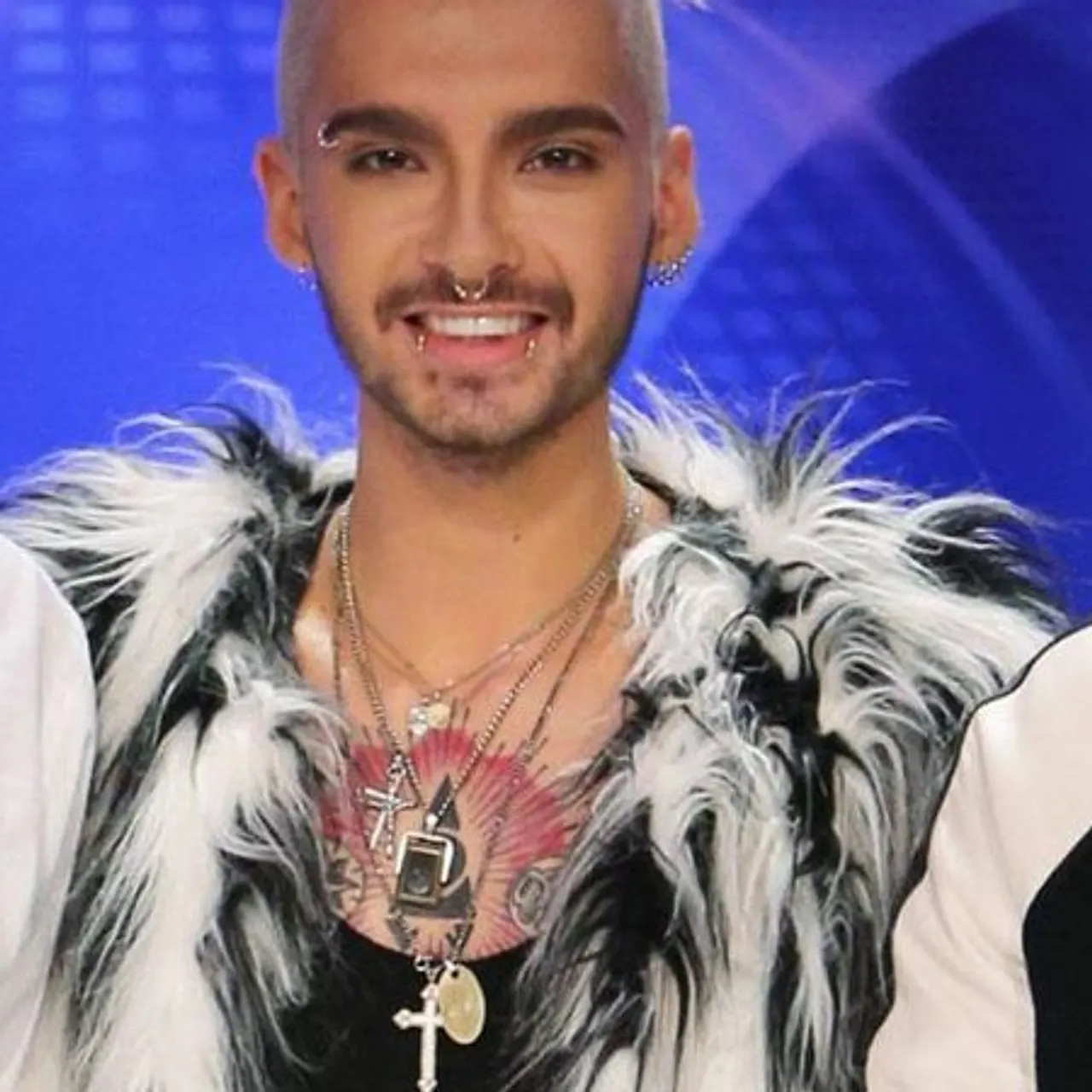 Das Rätsel um Bills Brust-Tattoo ist gelöst Das Rätsel um Bills Brust-Tattoo ist gelöst - Foto: RTL/Andreas Friese