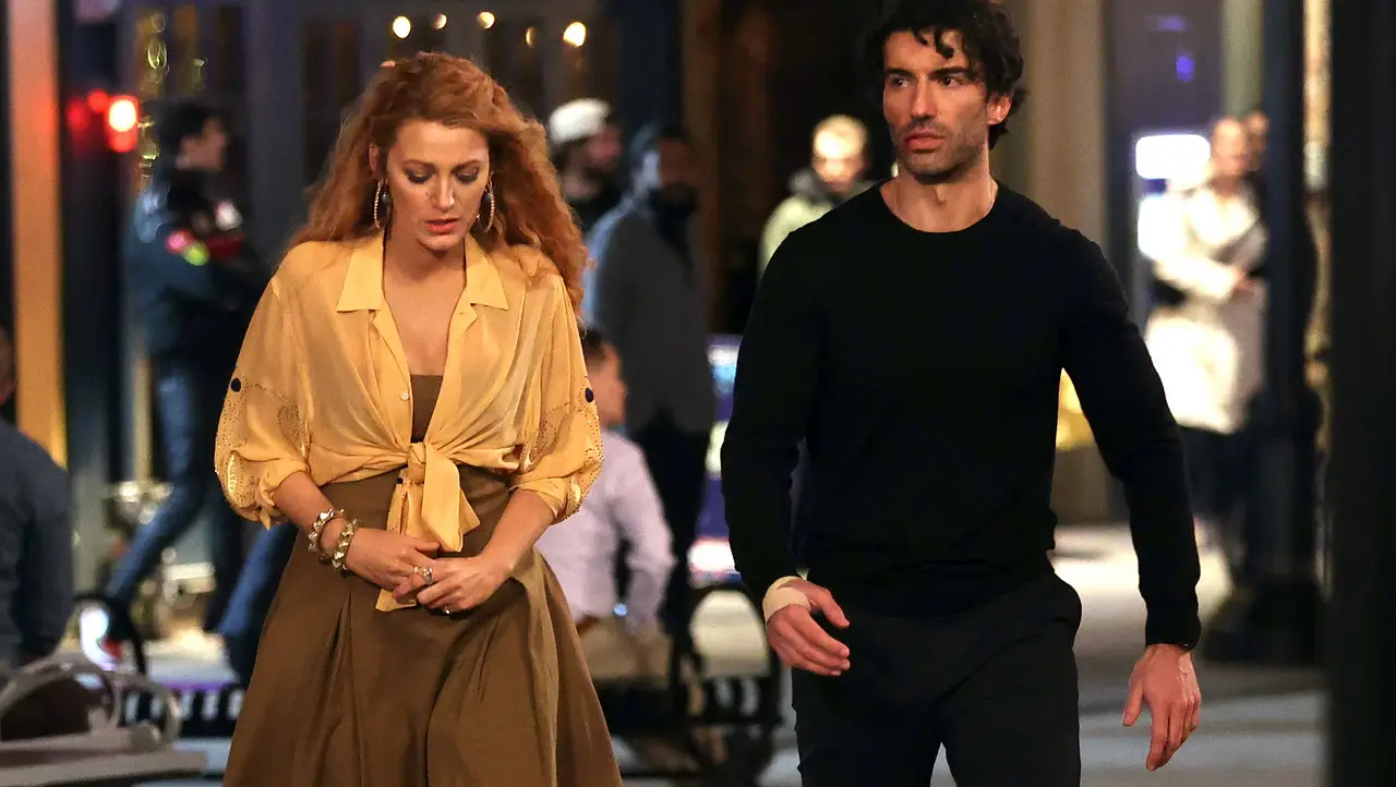Blake Lively & Justin Baldoni Blake Lively & Justin Baldoni am Set von It ends with us - Foto: IMAGO / Cover-Images