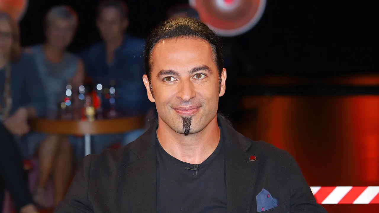 Bülent Ceylan spricht beim NDR über Frau und Kinder Bülent Ceylan spricht beim NDR über Frau und Kinder - Foto: Getty Images