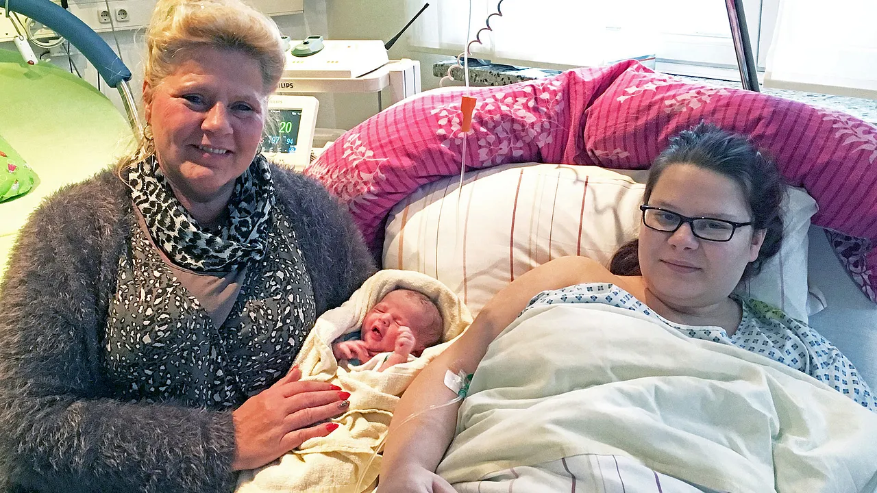 Silvia, Cataleya und Calantha Wollny Silvia, Cataleya und Calantha Wollny - Foto: RTLzwei