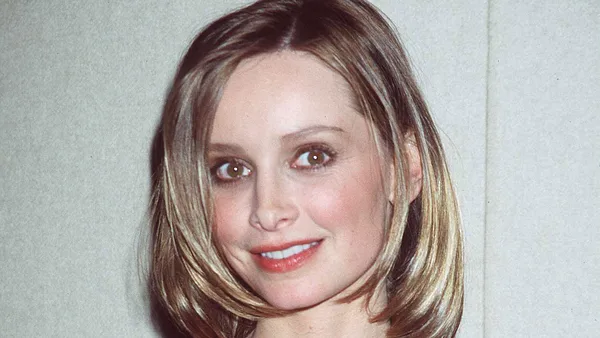 Calista Flockhart als taffe Anwältin "Ally McBeal" in den 90ern