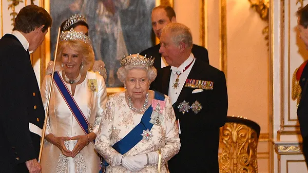 Herzogin Camille und Queen Elizabeth II.
