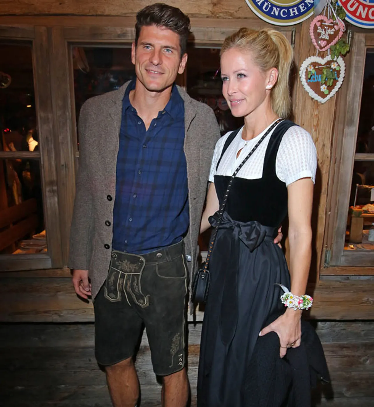 Carina Wanzung: Darum ist sie die große Liebe von Mario Gomez! Carina Wanzung: Darum ist sie die große Liebe von Mario Gomez! - Foto: imago