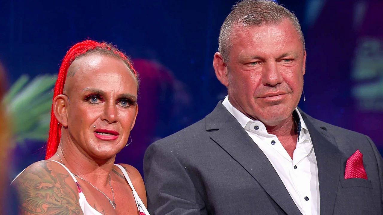 Caro und Andreas Robens retten ihre Fitnessstudios Caro und Andreas Robens retten ihre Fitnessstudios - Foto: TVNOW