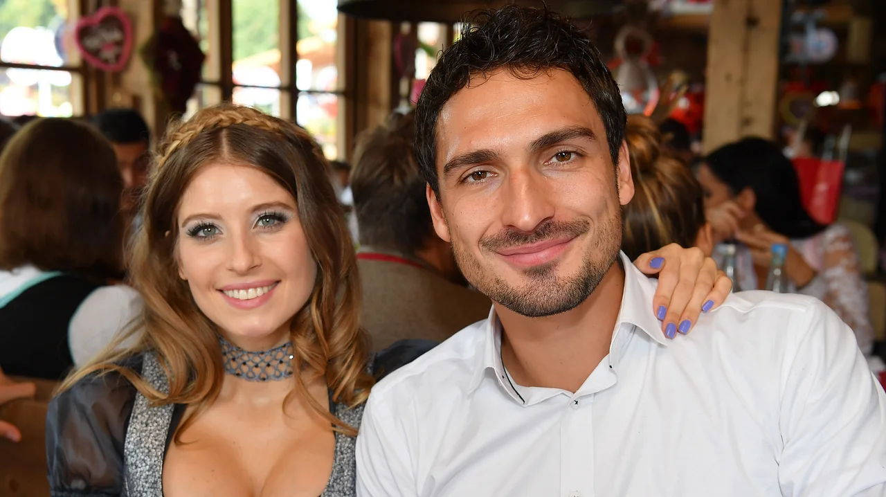 Cathy und Mats Hummels Cathy und Mats Hummels - Foto: S. Widmann/ FC Bayern via Getty Images