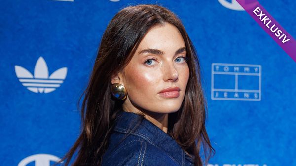 Céline Bethmann auf dem roten Teppich bei ABOUT YOU FASHIONMANIA  - Foto:  IMAGO / Eventpress