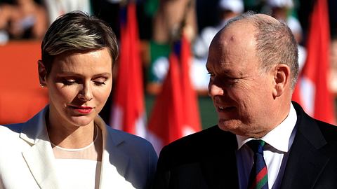 Charlène von Monaco und Fürst Albert - Foto: VALERY HACHE/AFP via Getty Images