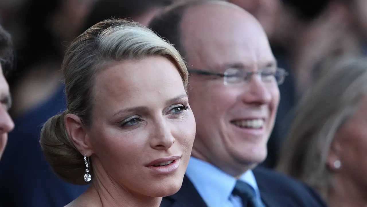 Fürstin Charlène und Fürst Albert Fürstin Charlène und Fürst Albert - Foto: Imago