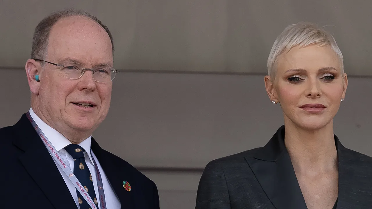 Fürstin Charlene und Fürst Albert Fürstin Charlene und Fürst Albert - Foto: Getty Images / Arnold Jerocki