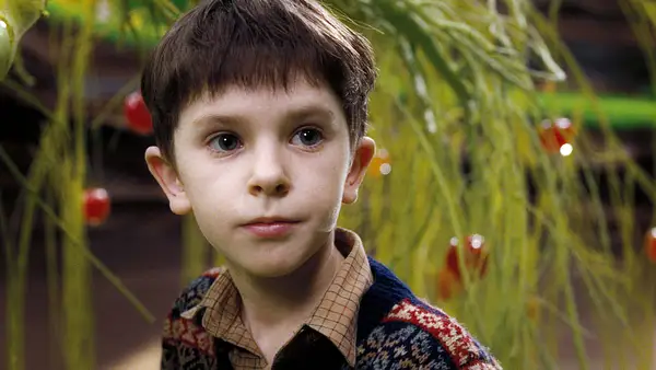 Freddie Highmore in "Charlie und die Schokoladenfabrik"