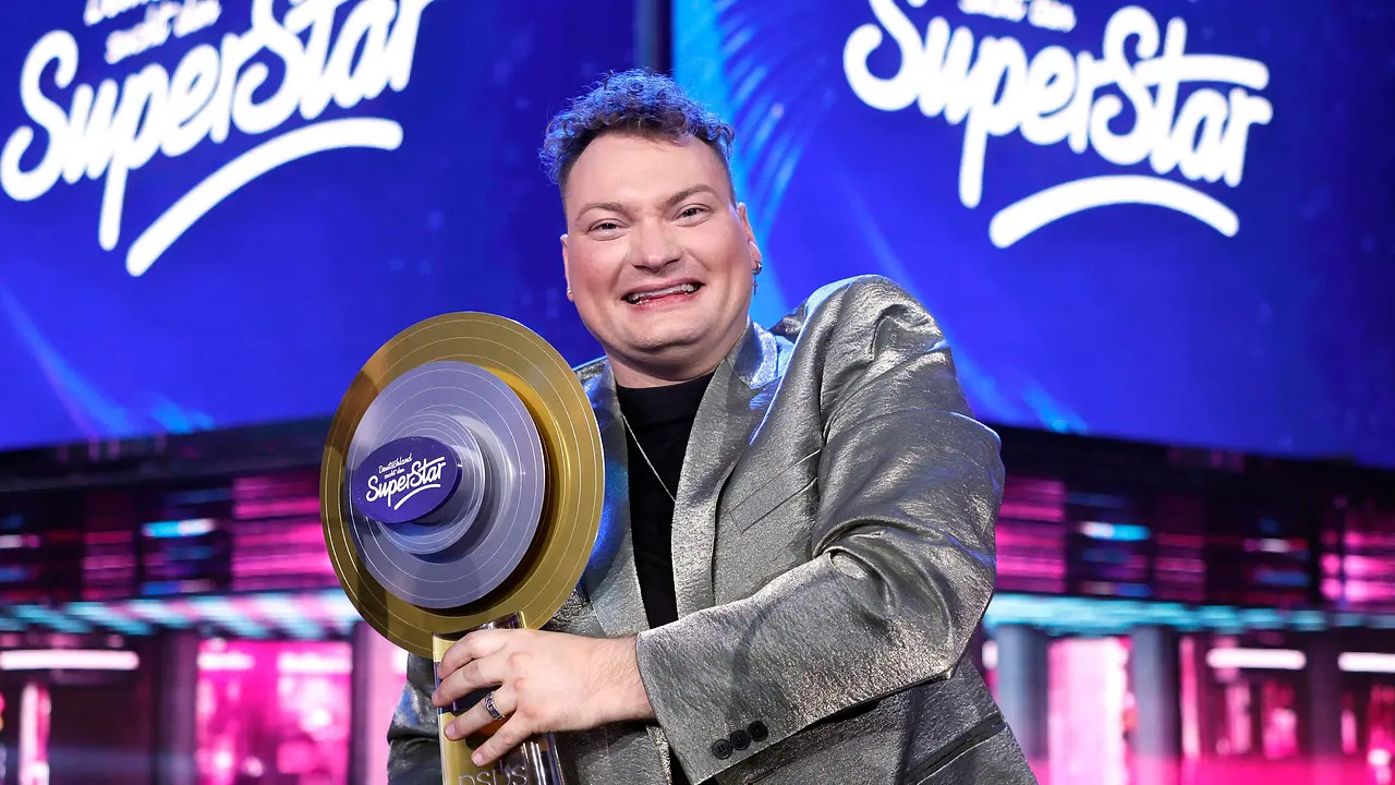 Christian Jährig Christian Jährig auf der DSDS-Bühne - Foto: IMAGO / Panama Pictures