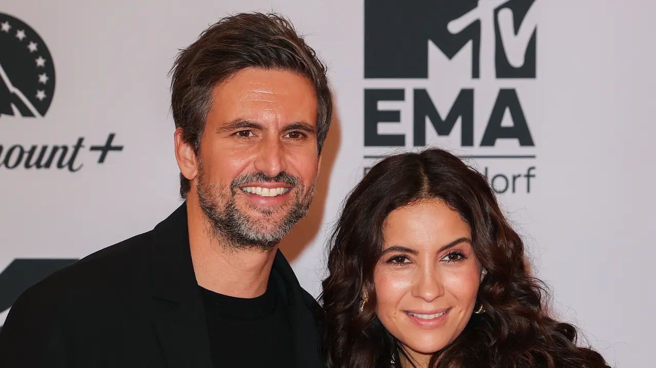 Chryssanthi Kavazi und Tom Beck Chryssanthi Kavazi und Tom Beck - Foto: Sven Hoogerhuis/ BSR Agency/ Getty Images
