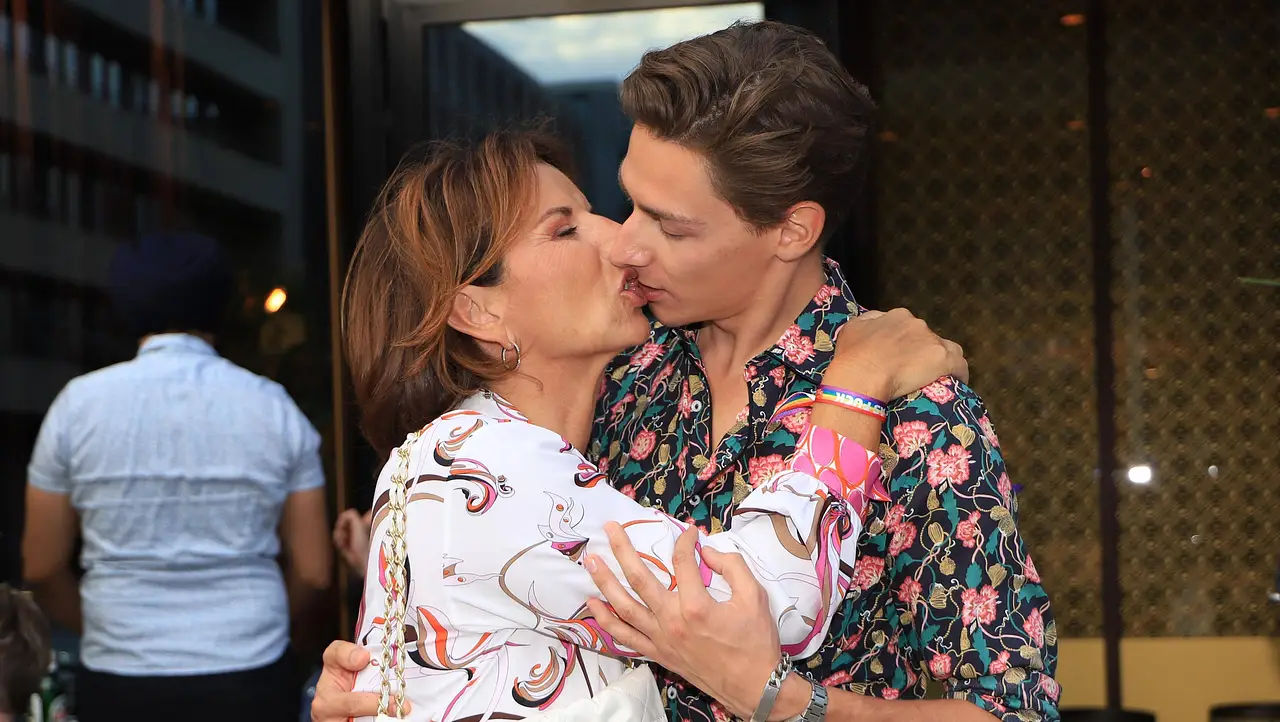 Claudia Obert & Freund Max Claudia Obert & Freund Max - Foto: IMAGO / Andre Lenthe