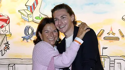 Claudia Obert & Freund Max Suhr