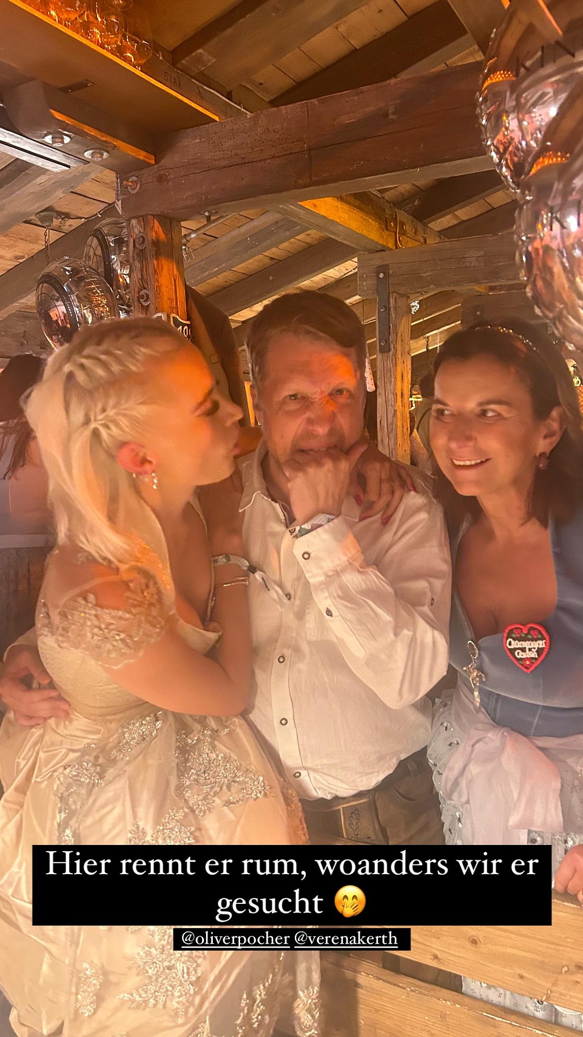 Claudia Obert, Verena Kerth und Oliver Pocher auf der Wiesn