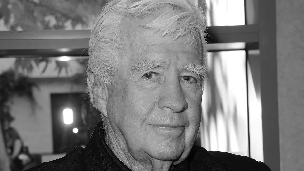 Clu Gulager Clu Gulager - Foto: Albert L. Ortega/Getty Images