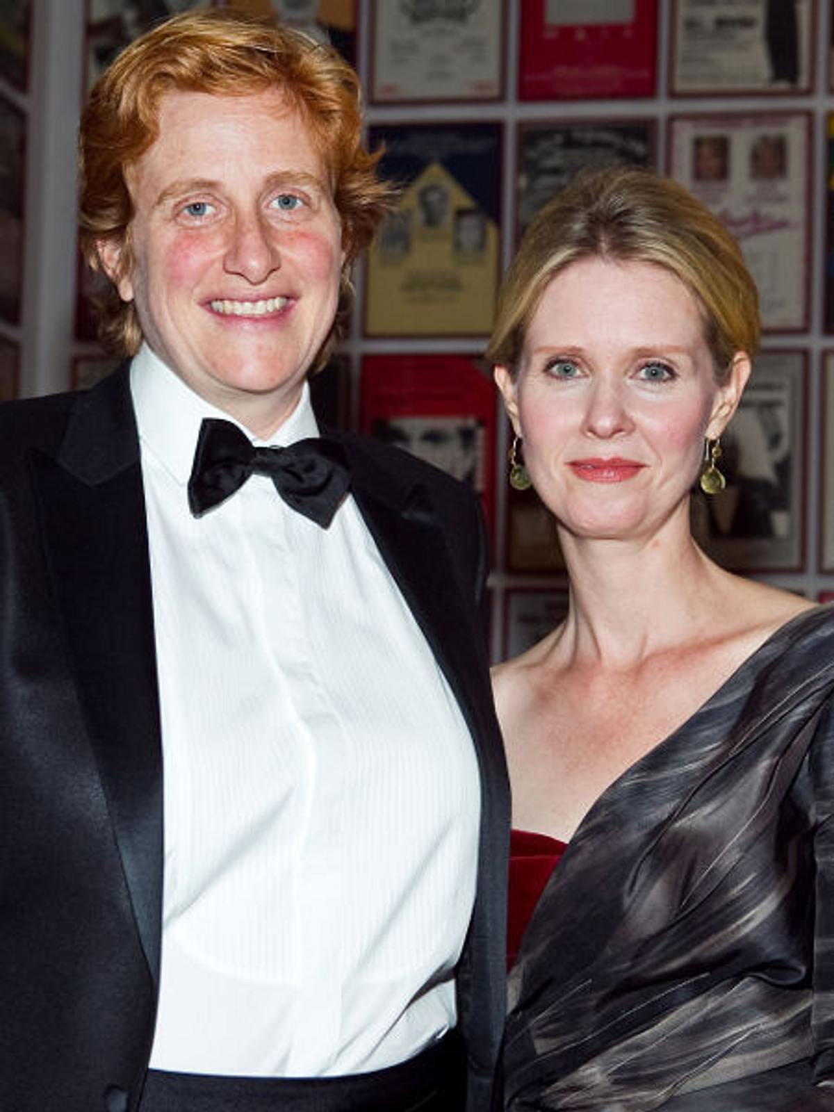 Cynthia Nixon Der Sex And The City Star Hat Seine Freundin Geheiratet Intouch 8850