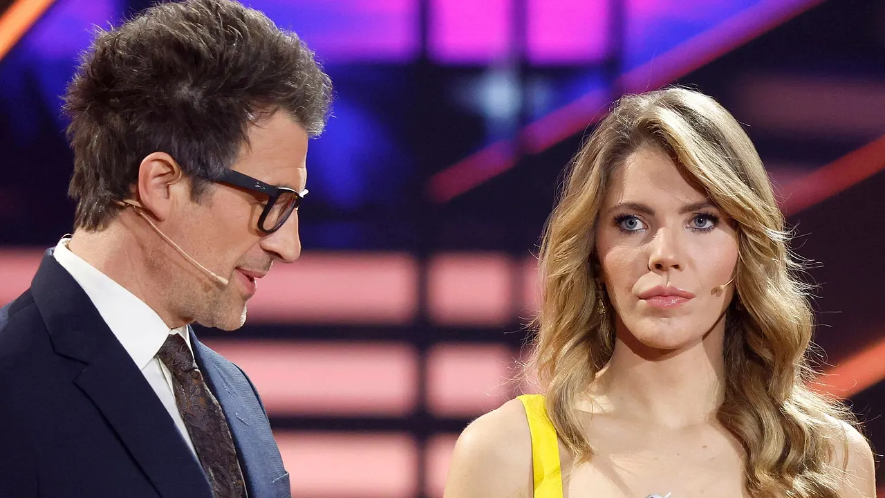 Mag Daniel Hartwich Victoria Swarovski? Ist Daniel Hartwich, hier bei Lets Dance im Profil zu sehen, genervt von von Victoria Swarovski? - Foto: IMAGO / Future Image