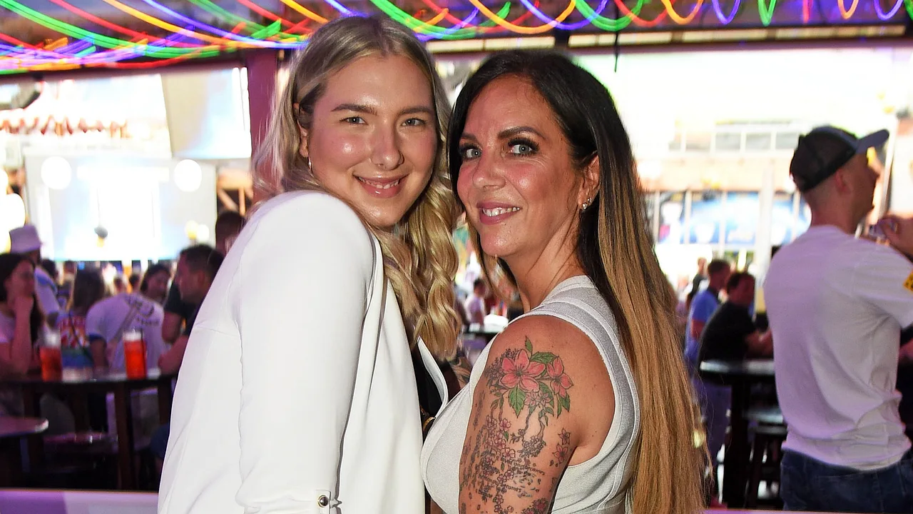 Danni Büchner und Tochter Danni Büchner und Tochter - Foto: Tristar Media/Getty Images