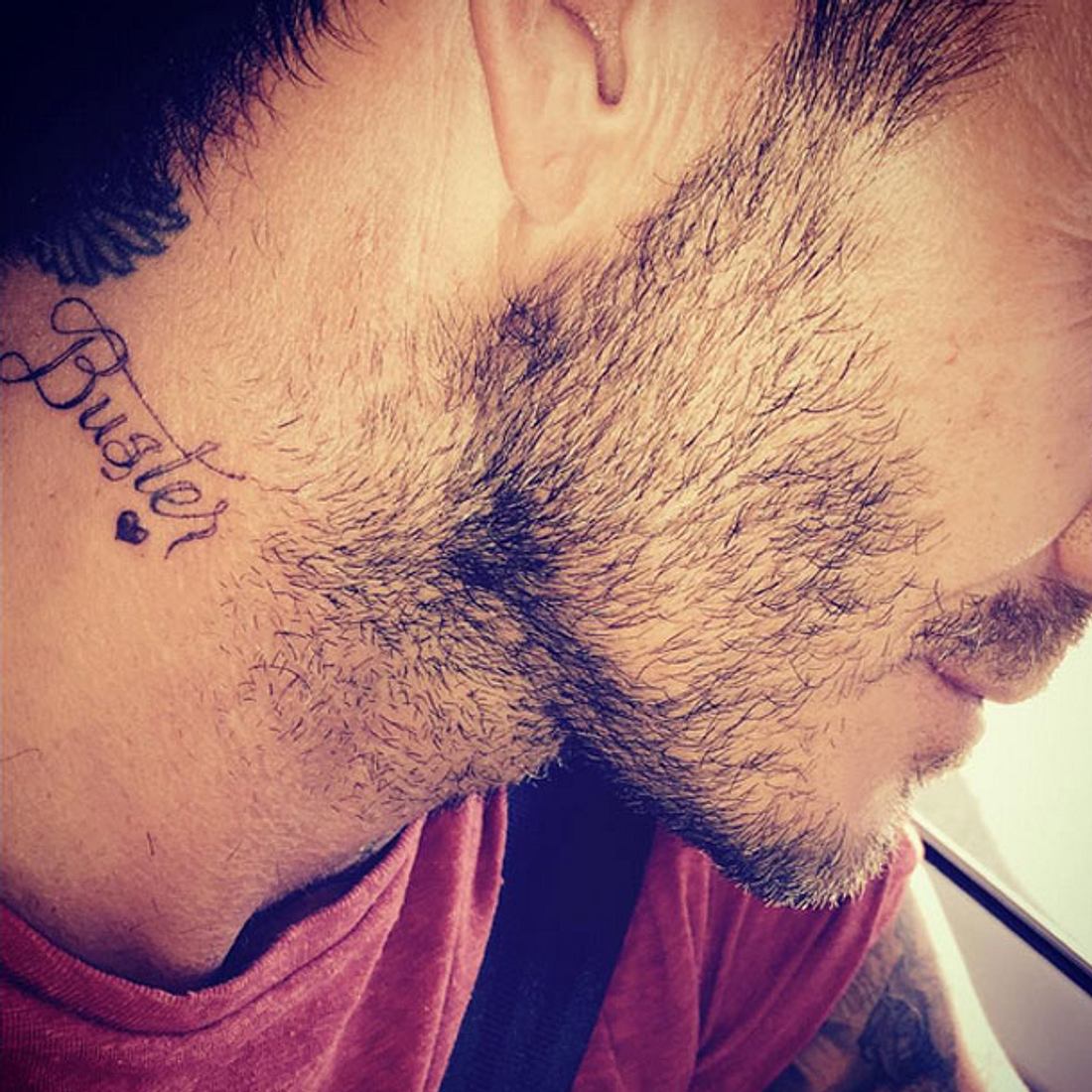 David Beckham zeigt sein Buster-Tattoo