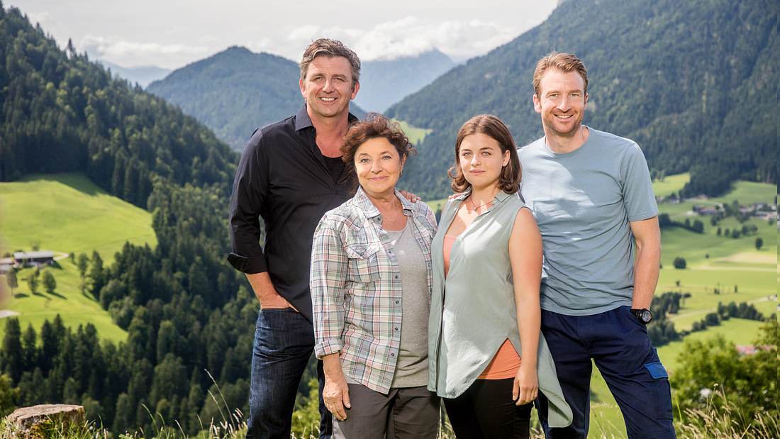 „Der Bergdoktor“-Drehort: Hier spielt die beliebte ZDF-Serie | InTouch