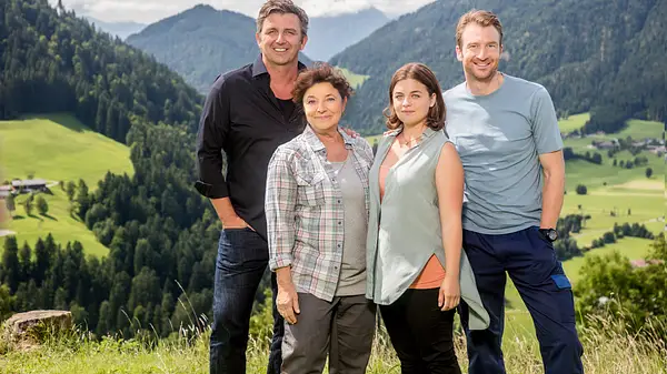 "Der Bergdoktor" und seine Familie am Drehort