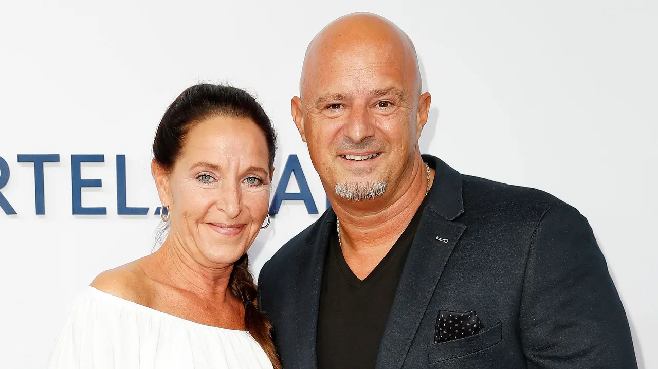 Detlef Steves und Frau Nicole Detlef Steves und Frau Nicole - Foto: Franziska Krug/ Getty Images for Bertelsmann