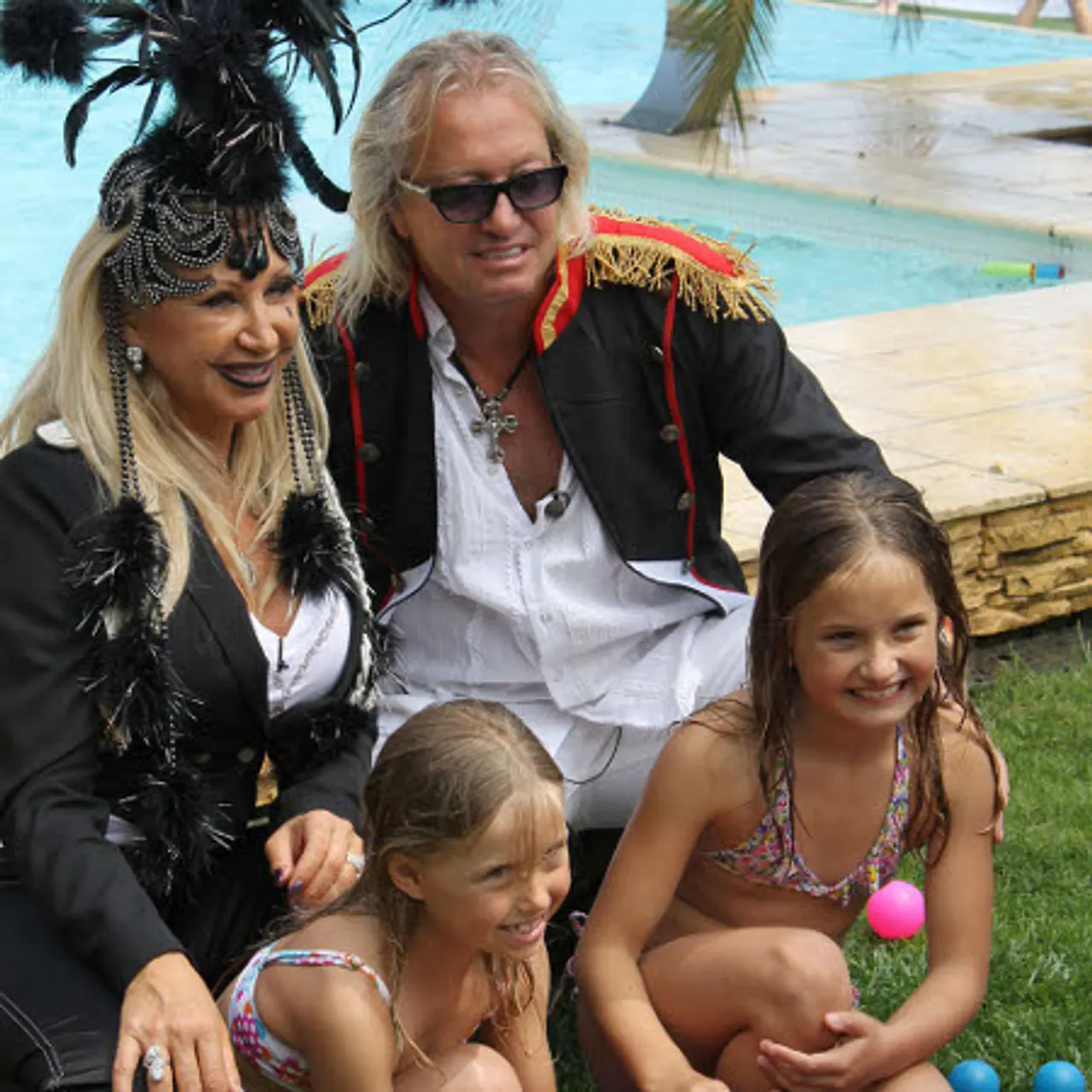 Familie Geiss in Feierlaune Familie Geiss in Feierlaune - Foto: RTL II