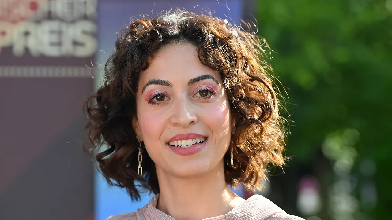 "Die Notärztin" Sabrina Amali Die Notärztin Sabrina Amali - Foto: IMAGO / Sven Simon