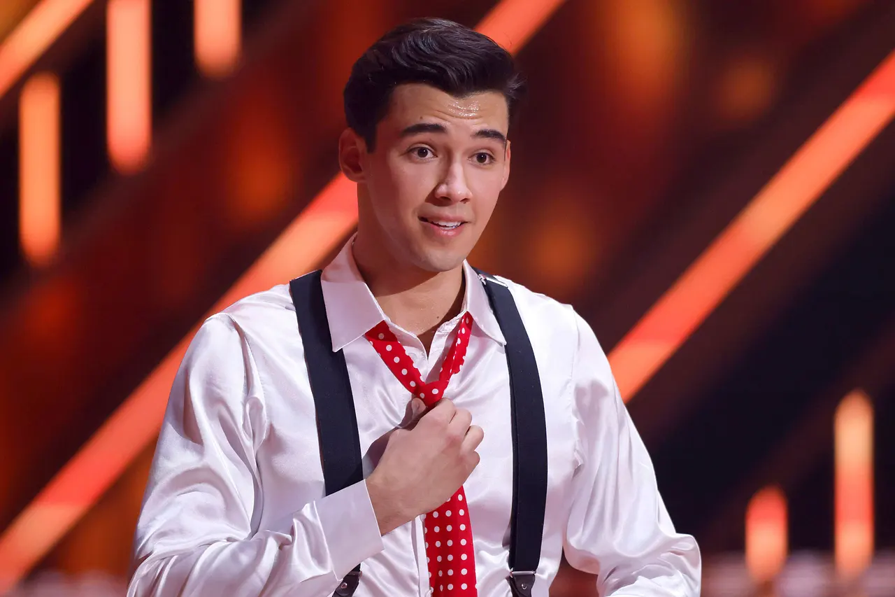 diego pooth schockt fans Diego Pooth bei Lets Dance guckt erstaunt. - Foto: IMAGO / Panama Pictures