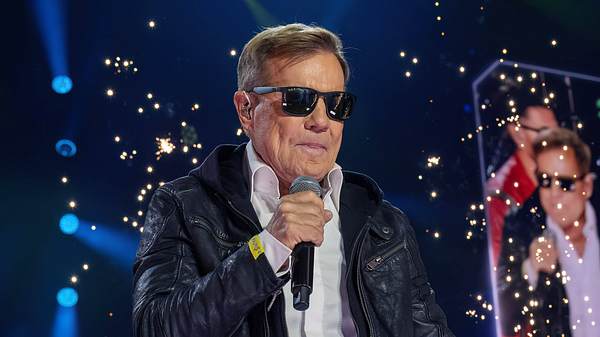 Dieter Bohlen auf der Bühne - Foto: IMAGO / Revierfoto