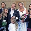 Großfamilie Wollny bei der Hochzeit von Papa Dieter Wollny und Mama Silvia - Foto: Facebook