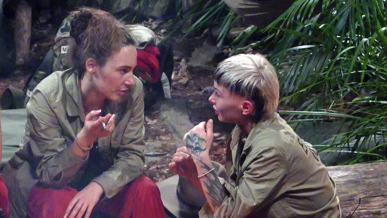Dschungelcamp: Zoff zwischen Edith und Alessia Dschungelcamp: Zoff zwischen Edith und Alessia - Foto: RTL