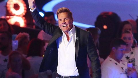 Dieter Bohlen nimmt sich die Kandidaten vor - Foto: © RTL / Stefan Gregorowius