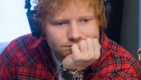 Ed Sheeran will sich via Facebook von der Bühne verabschieden! - Foto: Getty Images