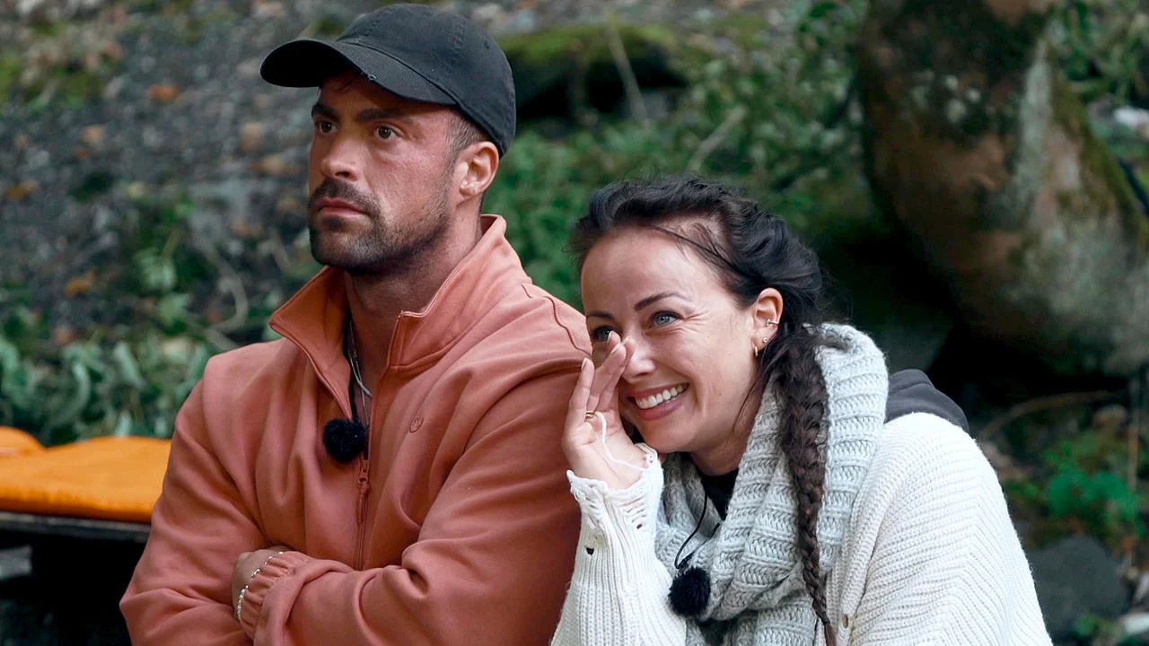 Tobias Wegener hält zu seinem Couple-Partner Sandra Tobias Wegener hält zu seinem Couple-Partner Sandra - Foto: RTL Zwei
