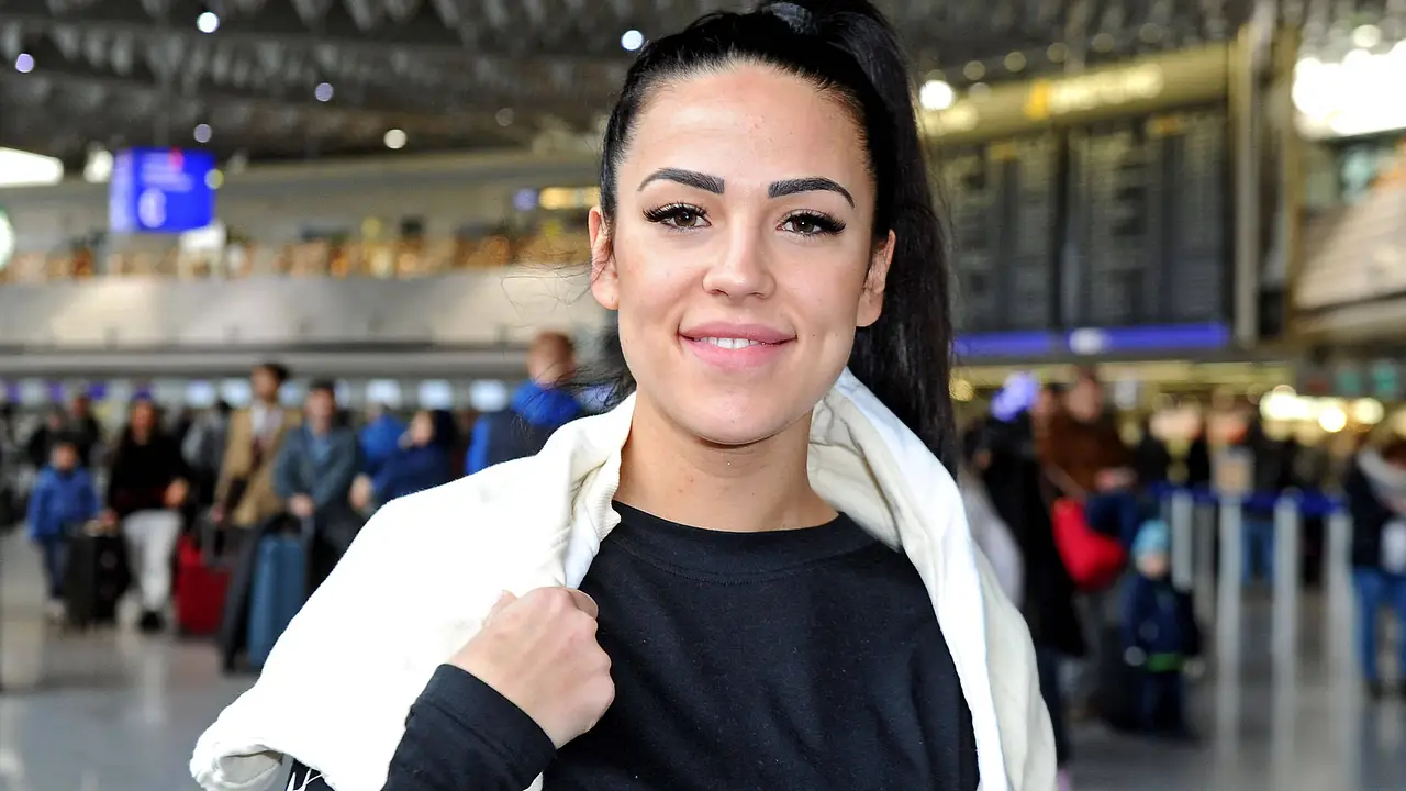 Elena Miras Abrechnung Elena Miras Abrechnung - Foto: IMAGO / STAR-MEDIA