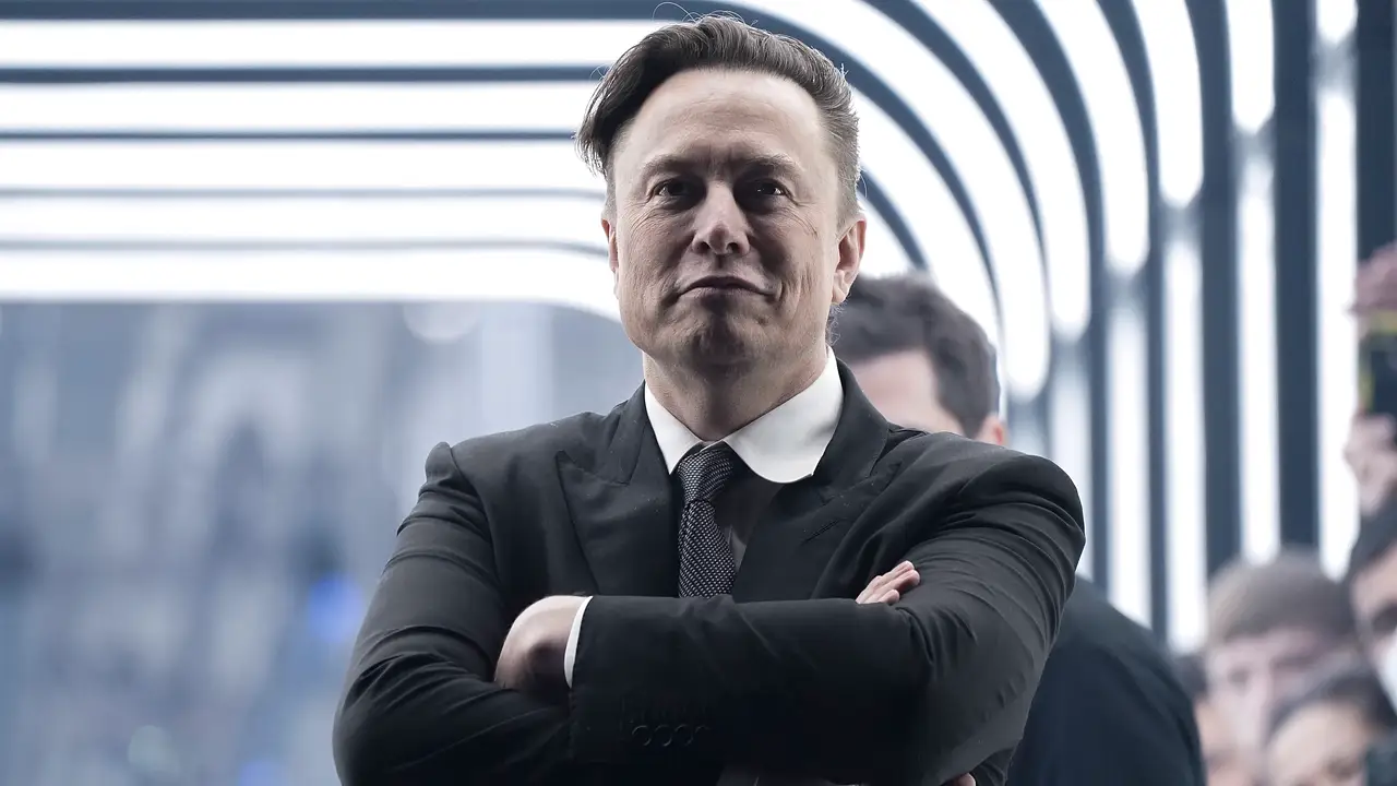 Elon Musk - Foto: IMAGO / Political-Moments