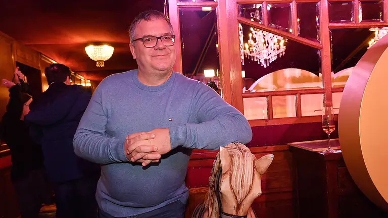 Elton verabschiedet sich
