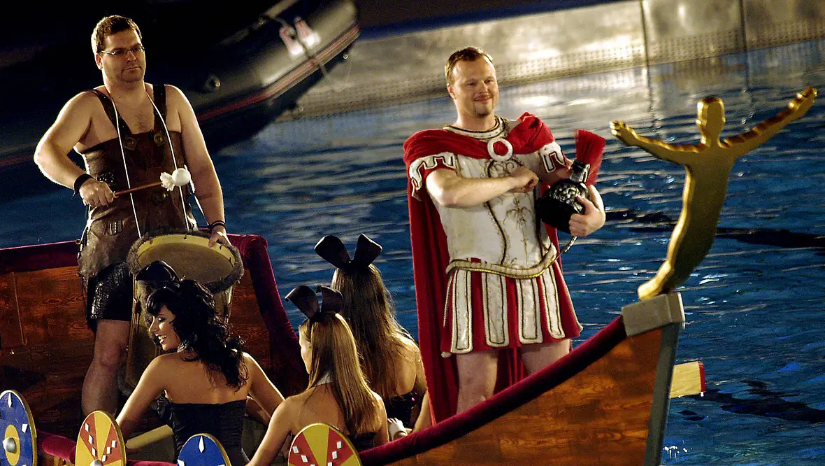 Elton und Stefan Raab für "TV Total" Elton und Stefan Raab für "TV Total"