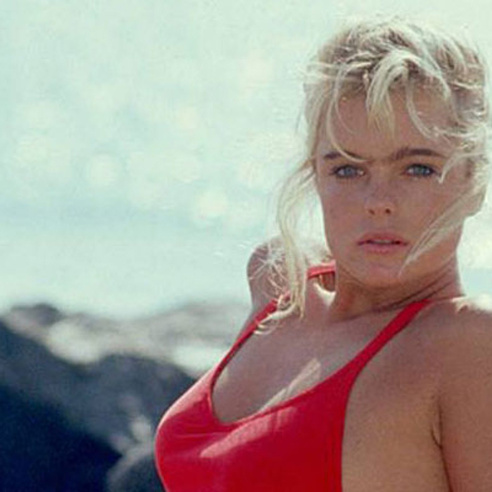 Erika Eleniak: So anders sieht der Baywatch-Star heute aus! | InTouch