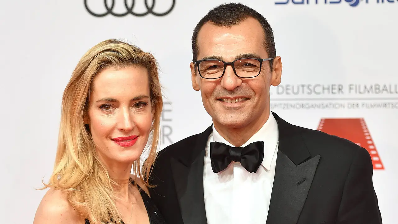 Erol Sander und seine Frau Caroline Goddet Erol Sander und seine Frau Caroline Goddet - Foto: Imago