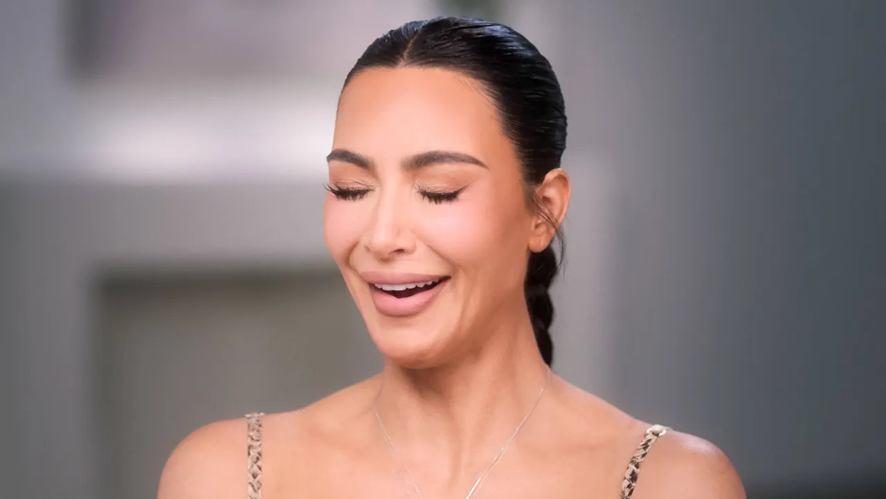 Kim Kardashian - Erwachsenen-Akne bekämpfen Kim Kardashian - Erwachsenen-Akne bekämpfen - Foto: IMAGO / Landmark Media