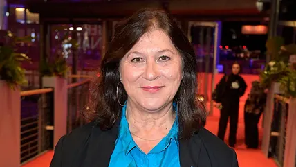 Eva Mattes