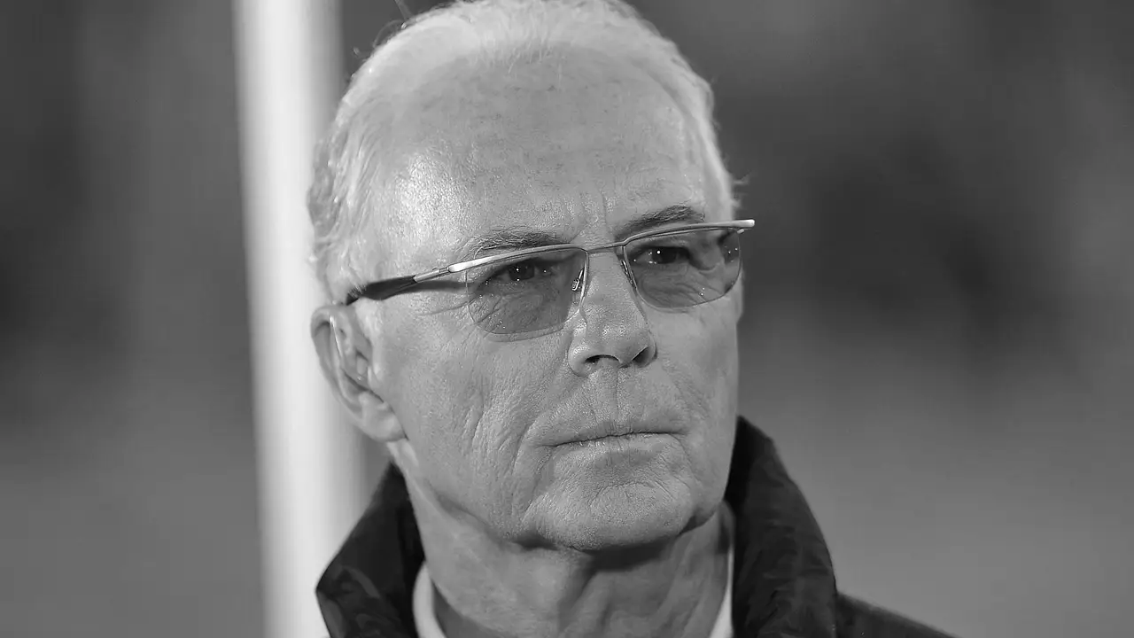 Franz Beckenbauer Franz Beckenbauer - Foto: IMAGO / Revierfoto